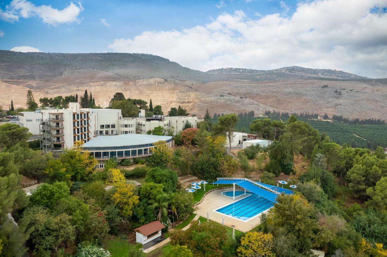 Kfar Giladi Hotel Exterior foto